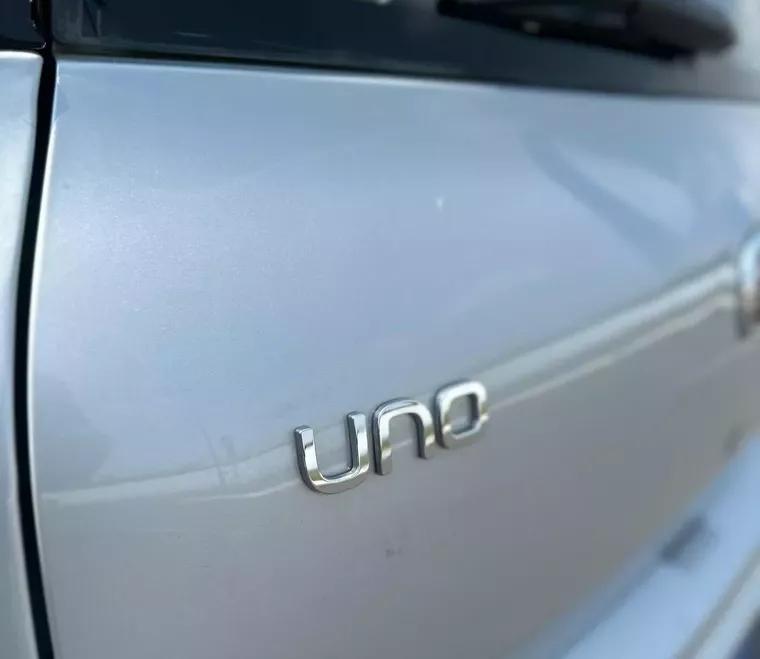 Fiat Uno Prata 8