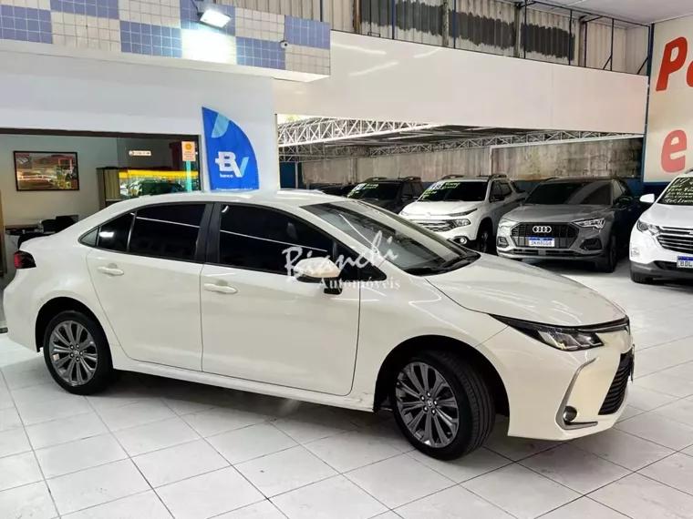 Toyota Corolla Branco 19
