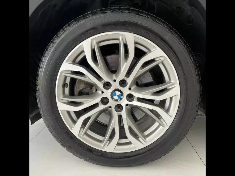 BMW X1 Prata 19