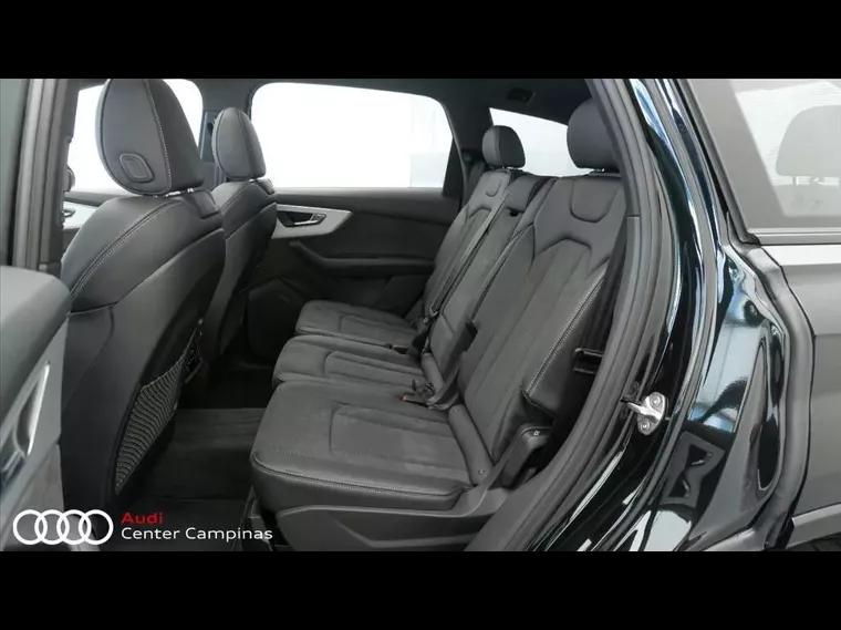 Audi Q7 Preto 20